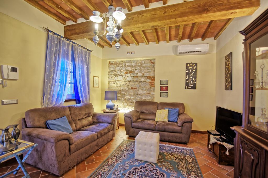 Flavia By Posarellivillas Santa Maria Giudice Exterior photo