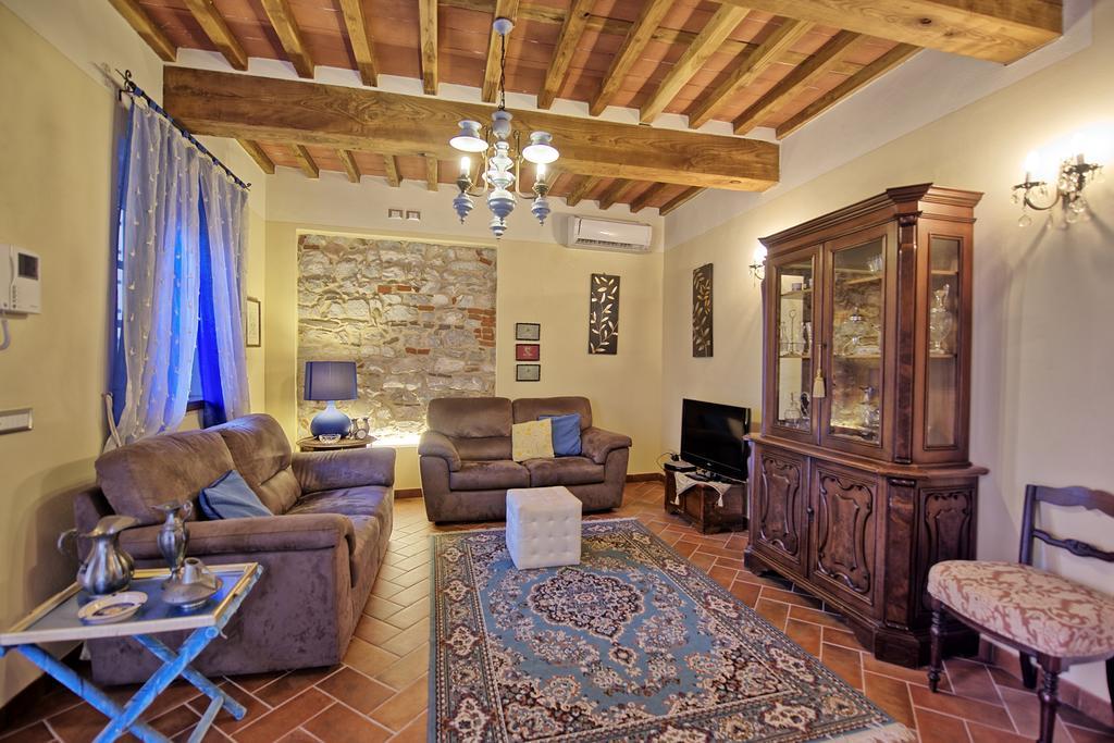 Flavia By Posarellivillas Santa Maria Giudice Exterior photo
